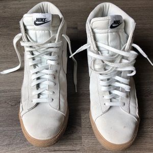 Nike blazer mid